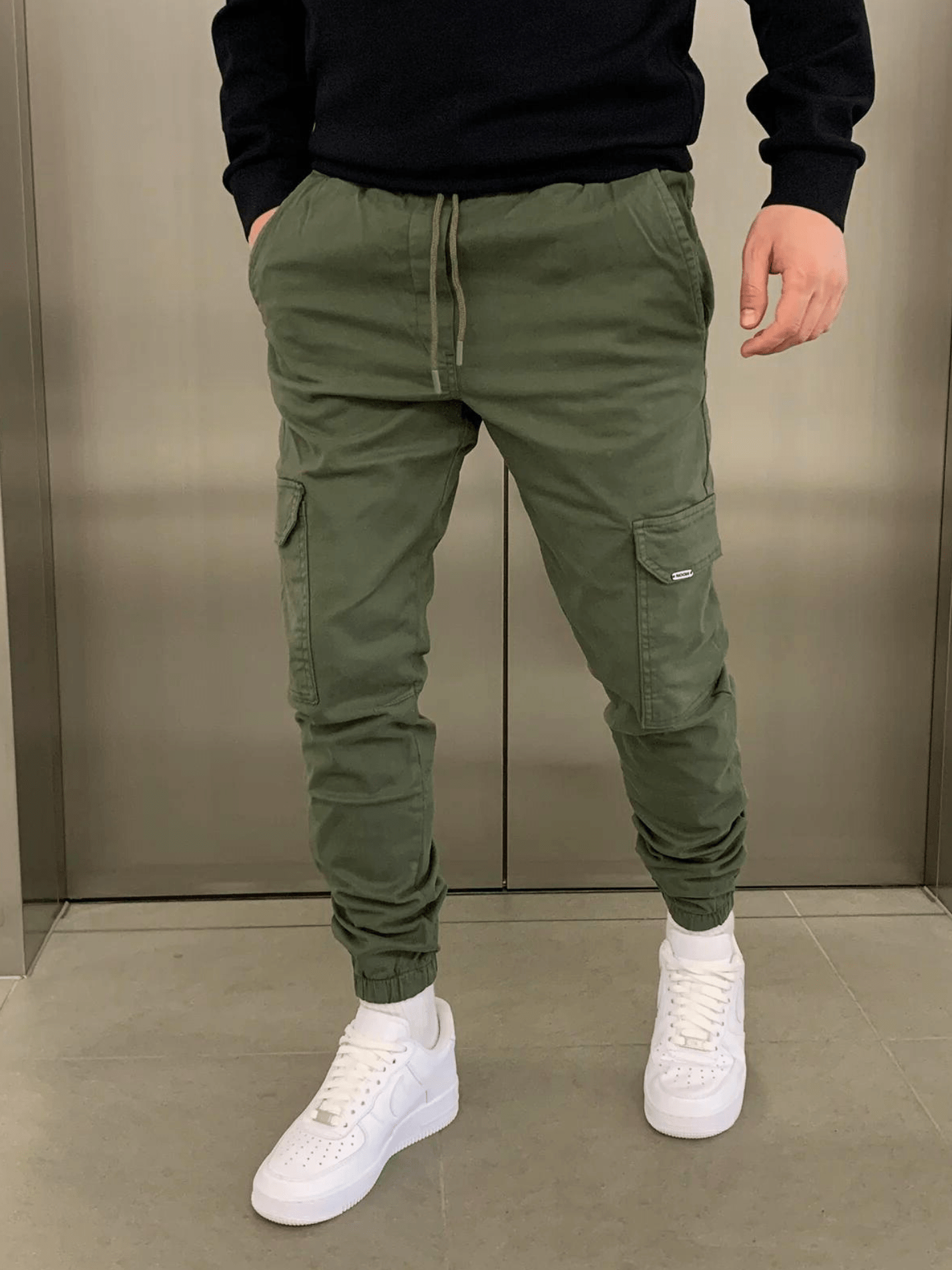 Adriel | Joggers cargo elegantes y prácticos